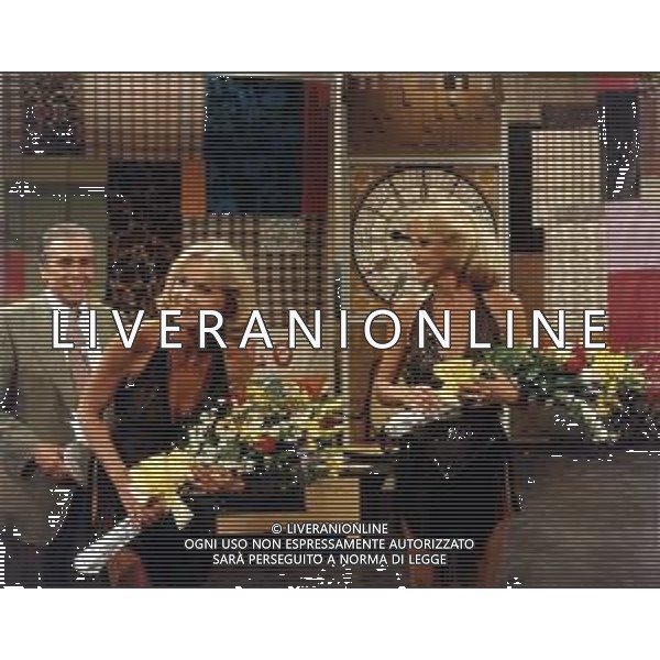 Le Gemelle Alice e Ellen Kessler, ballerine e cantanti tedesche - RETROSPETTIVA nella foto a Portobello condotto da Enzo Tortora ©ARCHIVIO / AGENZIA ALDO LIVERANI SAS