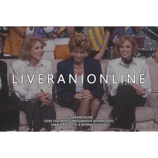 Le Gemelle Alice e Ellen Kessler, ballerine e cantanti tedesche - RETROSPETTIVA nella foto con Enrica Bonaccorti ©ARCHIVIO / AGENZIA ALDO LIVERANI SAS