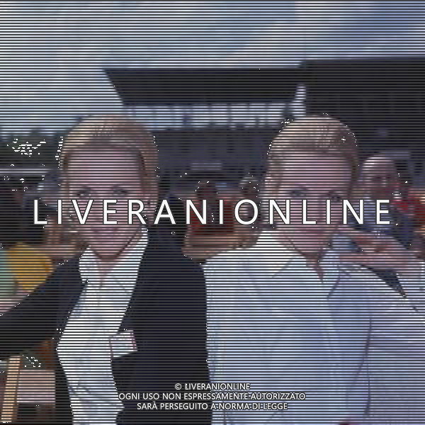 Le Gemelle Alice e Ellen Kessler, ballerine e cantanti tedesche - RETROSPETTIVA nella foto all\' 8° Cantagiro nel 1969 ©ARCHIVIO / AGENZIA ALDO LIVERANI SAS