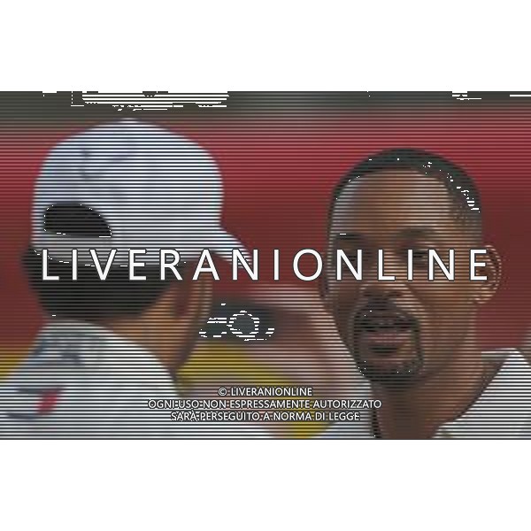 Will Smith (USA) and Lewis Hamilton (GBR) Mercedes AMG F1 25.11.2018. Formula 1 World Championship, Rd 21, Abu Dhabi Grand Prix, Yas Marina Circuit, Abu Dhabi, Race Day. AG ALDO LIVERANI SAS-ONLY ITALY