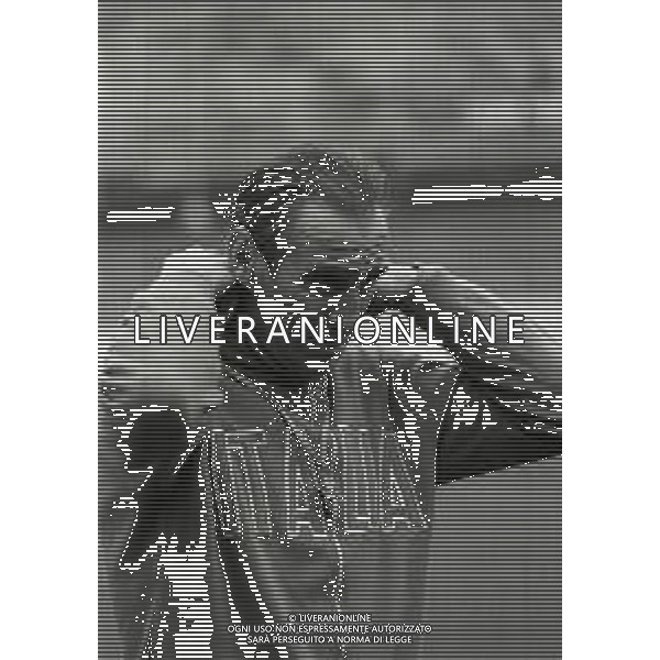 1975 VARESE-ALLENAMENTO NAZIONALE ITALIANA DI CALCIO PRIMA DELL\'INCONTRO CON LA NAZIONALE OLANDESE NELLA FOTO ENZO BEARZOT AG ALDO LIVERANI SAS