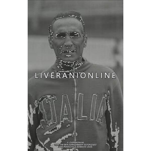 1975 VARESE-ALLENAMENTO NAZIONALE ITALIANA DI CALCIO PRIMA DELL\'INCONTRO CON LA NAZIONALE OLANDESE NELLA FOTO ENZO BEARZOT AG ALDO LIVERANI SAS