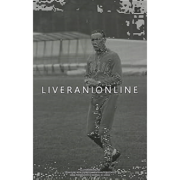 1975 VARESE-ALLENAMENTO NAZIONALE ITALIANA DI CALCIO PRIMA DELL\'INCONTRO CON LA NAZIONALE OLANDESE NELLA FOTO ENZO BEARZOT AG ALDO LIVERANI SAS