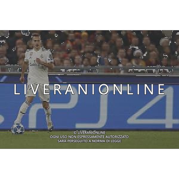 UEFA Champions League gruppo G - Roma vs Real Madrid 27/11/2018 nella foto: Lucas Vasquez (Forward of Real Madrid) playstation 4 ©Claudio Zamagni/Agenzia Aldo Liverani Lucas Vasquez (Forward of Real Madrid) and playstation 4 during UEFA Champions League - group G soccer match between A.S.ROME and REAL MADRID at Rome olympic Stadium on November 27 2018 photo credit by Claudio Zamagni/Aldo Liverani Photo Agency