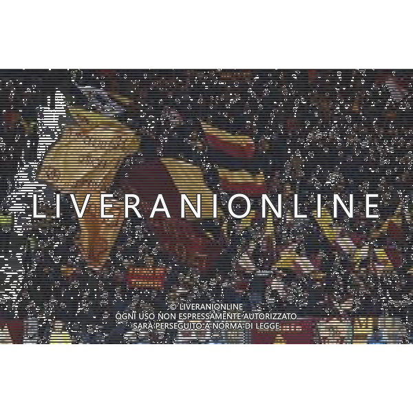 UEFA Champions League gruppo G - Roma vs Real Madrid 27/11/2018 nella foto: tifosi della roma ©Claudio Zamagni/Agenzia Aldo Liverani roma\'s supporters during UEFA Champions League - group G soccer match between A.S.ROME and REAL MADRID at Rome olympic Stadium on November 27 2018 photo credit by Claudio Zamagni/Aldo Liverani Photo Agency