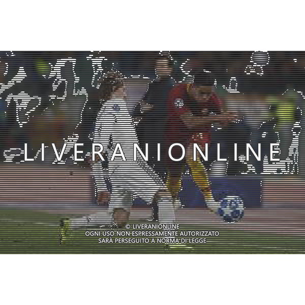 UEFA Champions League gruppo G - Roma vs Real Madrid 27/11/2018 nella foto: Mordic Luka (Midfielder of Real Madrid) e Kluivert Justin (a.s.roma) ©Claudio Zamagni/Agenzia Aldo Liverani Mordic Luka (Midfielder of Real Madrid) and Kluivert Justin (a.s.roma) during UEFA Champions League - group G soccer match between A.S.ROME and REAL MADRID at Rome olympic Stadium on November 27 2018 photo credit by Claudio Zamagni/Aldo Liverani Photo Agency