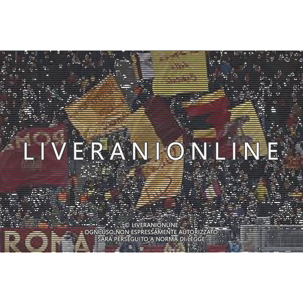 UEFA Champions League gruppo G - Roma vs Real Madrid 27/11/2018 nella foto: tifosi dell aroma ©Claudio Zamagni/Agenzia Aldo Liverani roma\'s supporters during UEFA Champions League - group G soccer match between A.S.ROME and REAL MADRID at Rome olympic Stadium on November 27 2018 photo credit by Claudio Zamagni/Aldo Liverani Photo Agency
