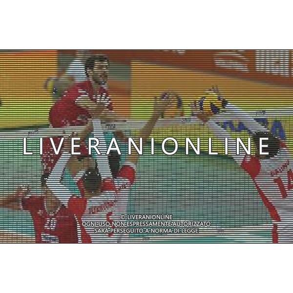 2018.12.02 CZESTOCHOWA FIVB KLUBOWE MISTRZOSTWA SWIATA W PILCE SIATKOWEJ MEZCZYZN CUCINE LUBE CIVITANOVA - TRENTINO VOLLEY NZ LISINAC SRECKO JUANTORENA OSMANY FOT GRZEGORZ LYKO / FOKUSMEDIA.COM.PL / NEWSPIX.PL --- Newspix.pl *** Local Caption *** www.newspix.pl mail us: info@newspix.pl call us: 0048 022 23 22 222 --- Polish Picture Agency by Ringier Axel Springer Poland / AGENZIA ALDO LIVERANI SAS - ITALY ONLY EDITORIAL USE ONLY - Cucine Lube Civitanova - Trentino Volley, Finale Mondiale per club Czestochowa Polonia 02.12.2018