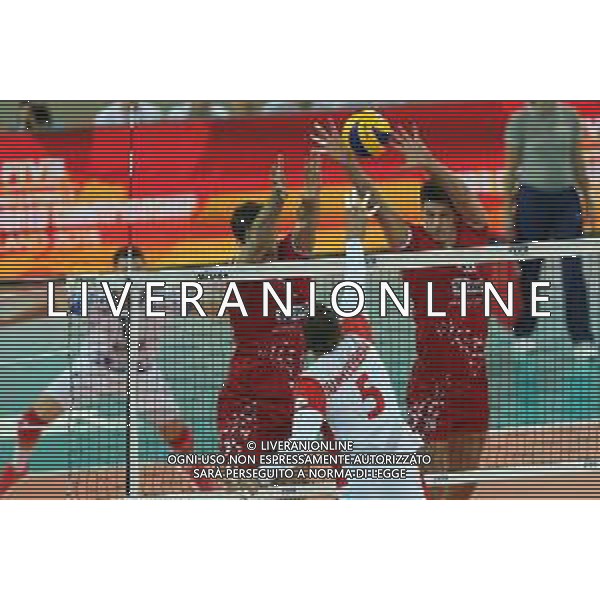 2018.12.02 CZESTOCHOWA FIVB KLUBOWE MISTRZOSTWA SWIATA W PILCE SIATKOWEJ MEZCZYZN CUCINE LUBE CIVITANOVA - TRENTINO VOLLEY NZ LISINAC SRECKO JUANTORENA OSMANY FOT GRZEGORZ LYKO / FOKUSMEDIA.COM.PL / NEWSPIX.PL --- Newspix.pl *** Local Caption *** www.newspix.pl mail us: info@newspix.pl call us: 0048 022 23 22 222 --- Polish Picture Agency by Ringier Axel Springer Poland / AGENZIA ALDO LIVERANI SAS - ITALY ONLY EDITORIAL USE ONLY - Cucine Lube Civitanova - Trentino Volley, Finale Mondiale per club Czestochowa Polonia 02.12.2018