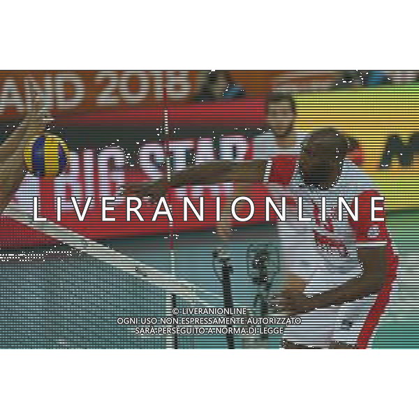 2018.12.02 CZESTOCHOWA FIVB KLUBOWE MISTRZOSTWA SWIATA W PILCE SIATKOWEJ MEZCZYZN CUCINE LUBE CIVITANOVA - TRENTINO VOLLEY NZ SIMON ATIES ROBERTLANDY FOT GRZEGORZ LYKO / FOKUSMEDIA.COM.PL / NEWSPIX.PL --- Newspix.pl *** Local Caption *** www.newspix.pl mail us: info@newspix.pl call us: 0048 022 23 22 222 --- Polish Picture Agency by Ringier Axel Springer Poland / AGENZIA ALDO LIVERANI SAS - ITALY ONLY EDITORIAL USE ONLY - Cucine Lube Civitanova - Trentino Volley, Finale Mondiale per club Czestochowa Polonia 02.12.2018