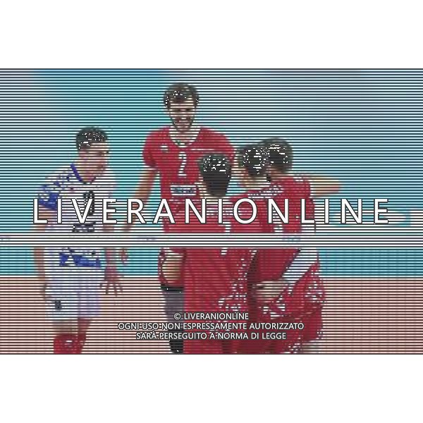 2018.12.02 Czestochowa Siatkowka FIVB Klubowe Mistrzostwa Swiata w Pilce Siatkowej Mezczyzn Polska 2018 Final Cucine Lube Civitanova - Trentino Volley N/z radosc emocje Jenia Grebennikov Aaron Russell Foto Lukasz Sobala / Press Focus 2018.12.02 Czestochowa Volleyball Mens Club World Championship Poland 2018 Final Cucine Lube Civitanova - Trentino Volley radosc emocje Jenia Grebennikov Aaron Russell Credit: Lukasz Sobala / Press Focus / AGENZIA ALDO LIVERANI SAS - ITALY ONLY EDITORIAL USE ONLY - Cucine Lube Civitanova - Trentino Volley, Finale Mondiale per club Czestochowa Polonia 02.12.2018