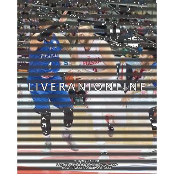 ERGO ARENA, GDANSK 02.12.2018 MISTRZOSTWA SWIATA W KOSZYKOWCE 2019 - ELIMINACJE FIBA BASKETBALL WORLD CUP CHINA 2019 - EUROPEAN QUALIFIERS POLSKA - WLOCHY POLAND - ITALY NZ PIETRO ARADORI (4), MICHAL SOKOLOWSKI (3) Pawel Pietranik/NEWSPIX.pl --- Newspix.pl *** Local Caption *** www.newspix.pl mail us: info@newspix.pl call us: 0048 022 23 22 222 --- Polish Picture Agency by Ringier Axel Springer Poland / AGENZIA ALDO LIVERANI SAS - ITALY ONLY EDITORIAL USE ONLY - Polonia - Italia, Basket maschile qualificazione al Mondiale Cina 2019 - Gdansk Polonia 02.12.2018