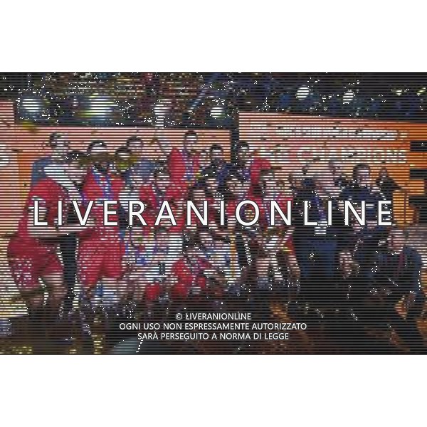 2018.12.02 Czestochowa Siatkowka FIVB Klubowe Mistrzostwa Swiata w Pilce Siatkowej Mezczyzn Polska 2018 Final Cucine Lube Civitanova - Trentino Volley N/z radosc zwyciestwo wygrana trofeum feta radosc Trentino Volley klubowi mistrzowie swiata Foto Lukasz Sobala / Press Focus 2018.12.02 Czestochowa Volleyball Mens Club World Championship Poland 2018 Final Cucine Lube Civitanova - Trentino Volley radosc zwyciestwo wygrana trofeum feta radosc Trentino Volley klubowi mistrzowie swiata Credit: Lukasz Sobala / Press Focus / NEWSPIX.PL --- Newspix.pl AG ALDO LIVERANI SAS