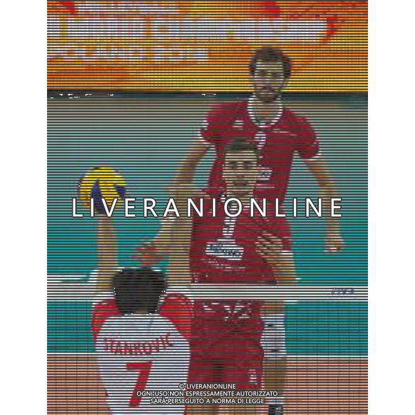 02.12.2018, Czestochowa, siatkowka, klubowe mistrzostwa swiata, final, Cucine Lube Civitanova - Trentino Volley N/z Dragan Stankovic (Volley Lube), Simone Giannelli (Trentino), Aaron Russell (Trentino), fot. Tomasz Jastrzebowski / Foto Olimpik ----- 02.12.2018, Czestochowa, FIVB Men´s Club World Championship, final, Cucine Lube Civitanova - Trentino Volley N/z Dragan Stankovic (Volley Lube), Simone Giannelli (Trentino), Aaron Russell (Trentino), fot. Tomasz Jastrzebowski / Foto Olimpik / NEWSPIX.PL --- Newspix.pl AG ALDO LIVERANI SAS