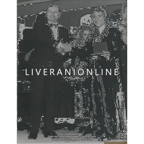 RETROSPETTIVA PEPPINO GAGLIARDI CANTANTE NELLA FOTO PEPPINO GAGLIARDI AG ALDO LIVERANI SAS