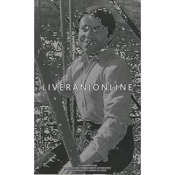 RETROSPETTIVA PEPPINO GAGLIARDI CANTANTE NELLA FOTO PEPPINO GAGLIARDI AG ALDO LIVERANI SAS