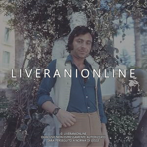 RETROSPETTIVA PEPPINO GAGLIARDI CANTANTE NELLA FOTO PEPPINO GAGLIARDI AG ALDO LIVERANI SAS