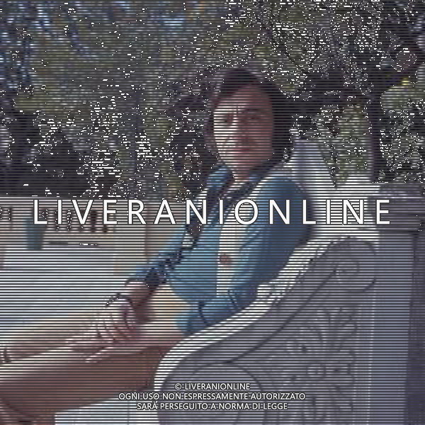 RETROSPETTIVA PEPPINO GAGLIARDI CANTANTE NELLA FOTO PEPPINO GAGLIARDI AG ALDO LIVERANI SAS