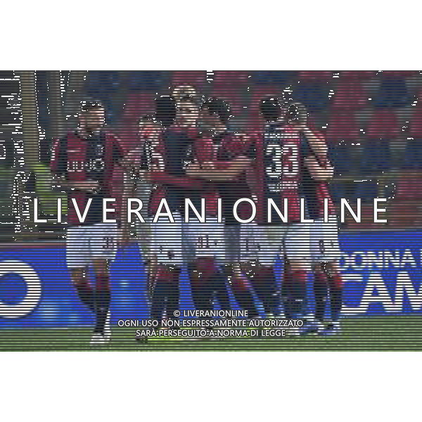Bologna - Crotone Quarto Turno Coppa Italia Tim Cup 04.12.2018 nella foto esultanza dopo il gol di Diego Falcinelli ©Optimafoto / AGENZIA ALDO LIVERANI SAS