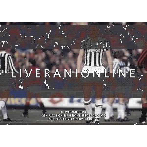 RETROSPETTIVA SERGIO BRIO CALCIATORE NELLA FOTO SERGIO BRIO CON LA MAGLIA DELLA JUVENTUS AG ALDO LIVERANI SAS