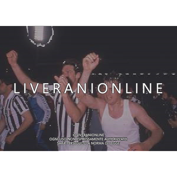 RETROSPETTIVA SERGIO BRIO CALCIATORE NELLA FOTO SERGIO BRIO CON LA MAGLIA DELLA JUVENTUS CON MARCO TARDELLI FINALE DI COPPA CAMPIONI AG ALDO LIVERANI SAS