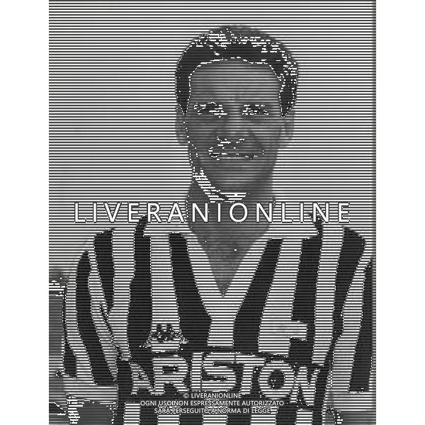 RETROSPETTIVA SERGIO BRIO CALCIATORE NELLA FOTO SERGIO BRIO CON LA MAGLIA DELLA JUVENTUS AG ALDO LIVERANI SAS
