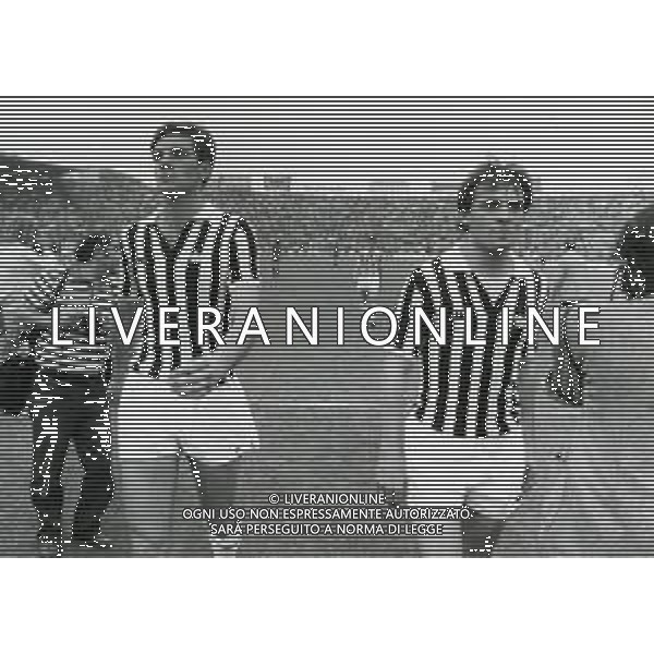 RETROSPETTIVA SERGIO BRIO CALCIATORE NELLA FOTO SERGIO BRIO CON CESARE PRANDELLI AG ALDO LIVERANI SAS