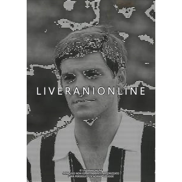 RETROSPETTIVA SERGIO BRIO CALCIATORE NELLA FOTO SERGIO BRIO CON LA MAGLIA DELLA JUVENTUS AG ALDO LIVERANI SAS