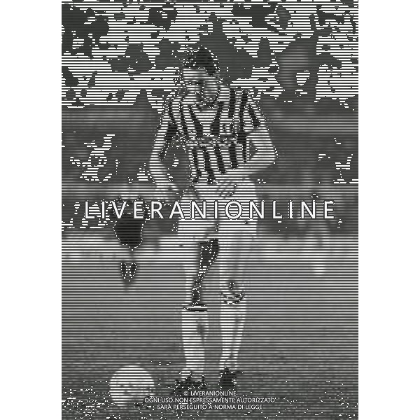 RETROSPETTIVA SERGIO BRIO CALCIATORE NELLA FOTO SERGIO BRIO CON LA MAGLIA DELLA JUVENTUS AG ALDO LIVERANI SAS