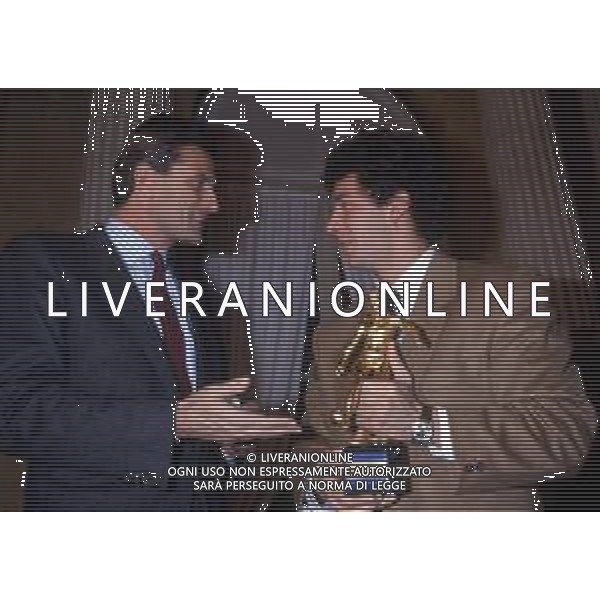 GIANLUCA VIALLI , calciatore italiano - RETROSPETTIVA nella foto con Giacinto Facchetti alla premiazione \'Calciatore d\'Oro\' 1987 ©ARCHIVIO / AGENZIA ALDO LIVERANI SAS