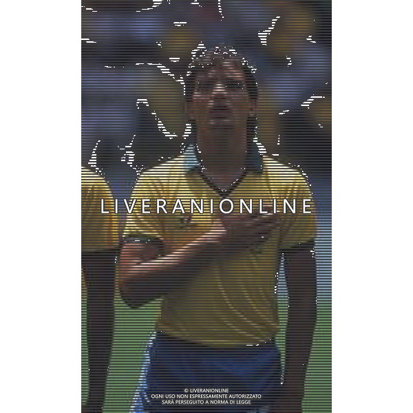 RETROSPETTIVA BRANCO CALCIATORE NELLA FOTO BRANCO CON LA MAGLIA DELLA NAZIONALE DEL BRASILE AG ALDO LIVERANI SAS