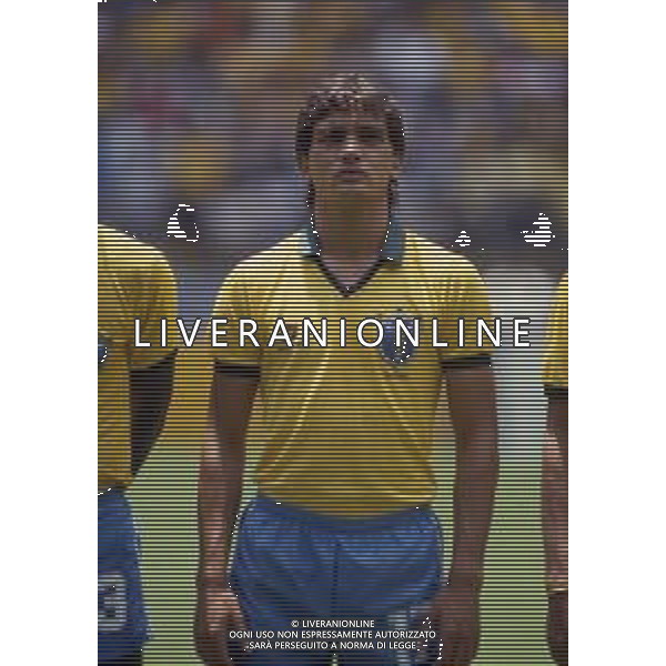 RETROSPETTIVA BRANCO CALCIATORE NELLA FOTO BRANCO CON LA MAGLIA DELLA NAZIONALE DEL BRASILE AG ALDO LIVERANI SAS