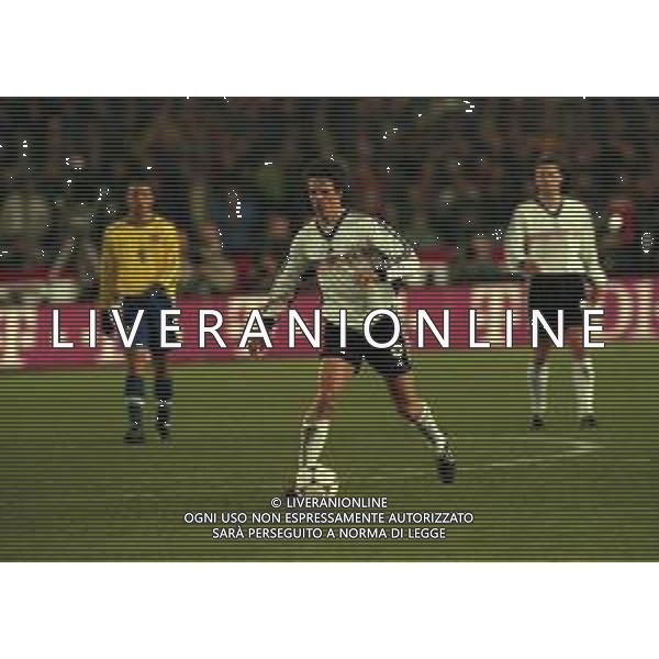 1998-1999 amichevole germania brasile 1-2 nella foto christian ziege ag aldo liverani sas