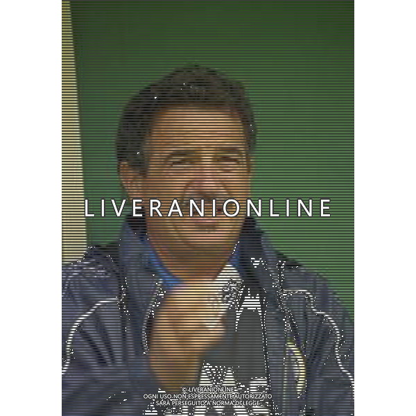 1997-1998 AMICHEVOLE ESTIVA ATALANTA CALCIO NELLA FOTO EMILIANO MONDONICO ALLENATORE ATALANTA AG ALDO LIVERANI SAS