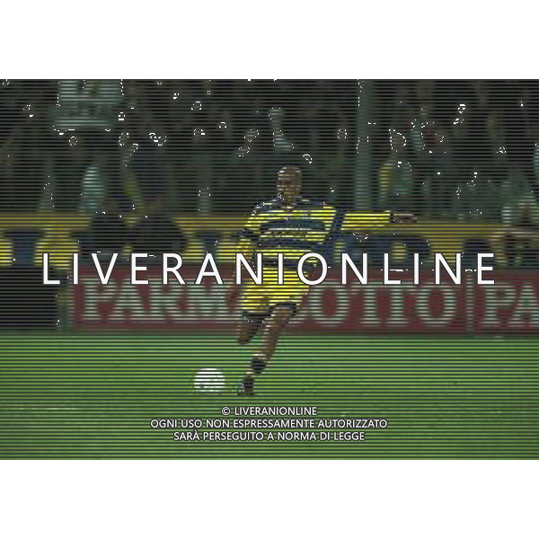 16-03-1999 PARMA COPPA UEFA PARMA BORDEAUX 6-0 NELLA FOTO JUAN SEBASTIAN VERON AG ALDO LIVERANI SAS