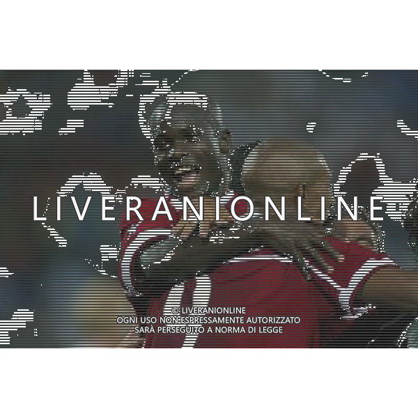 PERUGIA 19/07/2003 TERZO TURNO INTERTOTO 2003 PERUGIA-ALLIANSSI NELLA FOTO: ABBRACCI PERUGIA* FOTO GIANNI NUCCI/AGENZIA ALDO LIVERANI