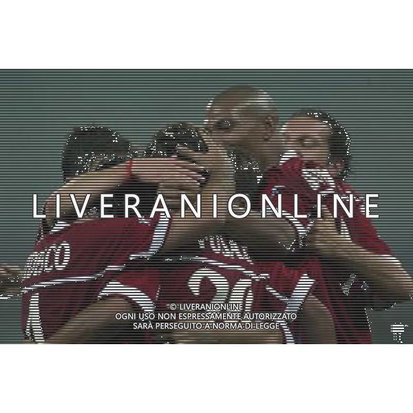 PERUGIA 19/07/2003 TERZO TURNO INTERTOTO 2003 PERUGIA-ALLIANSSI NELLA FOTO: ABBRACCI PERUGIA* FOTO GIANNI NUCCI/AGENZIA ALDO LIVERANI