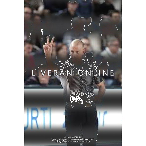 IMOLA 23 12 2018 LE NATURELLE -CENTO BASKET SERIE A2 NELLA FOTO ARBITRO SERIE A2 foto gianni sanna-ag aldo liverani sas