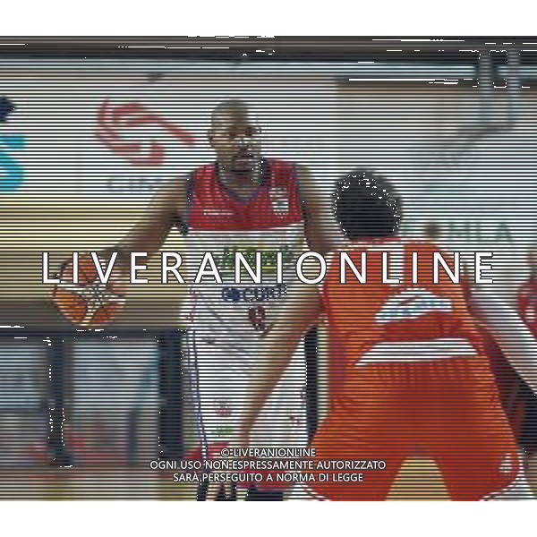 IMOLA 23 12 2018 LE NATURELLE -CENTO BASKET SERIE A2 NELLA FOTO RAYMOND B.J. foto gianni sanna-ag aldo liverani sas