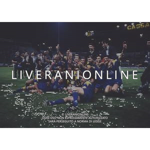 11-06-1995 PARMA- FINALE DI COPPA ITALIA PARMA JUVENTUS 0-2 NELLA FOTO I GIOCATORI DELLA JUVENTUS FESTEGGIANO LA VITTORIA DELLA COPPA ITALIA AG ALDO LIVERANI SAS