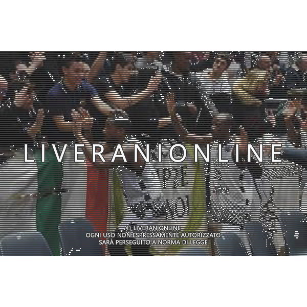 Virtus Segafredo BOLOGNA - OLIMPIA LUBIANA Basket gruppo D FIBA Champions League 87–84, PalaDozza 09.01.2019 Nella Foto Esultanza a fine gara con i tifosi ©OPTIMAFOTO / AGENZIA ALDO LIVERANI SAS