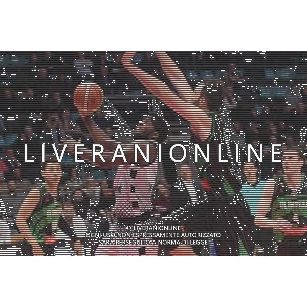 Virtus Segafredo BOLOGNA - OLIMPIA LUBIANA Basket gruppo D FIBA Champions League 87–84, PalaDozza 09.01.2019 Nella Foto Kelvin Martin ©OPTIMAFOTO / AGENZIA ALDO LIVERANI SAS