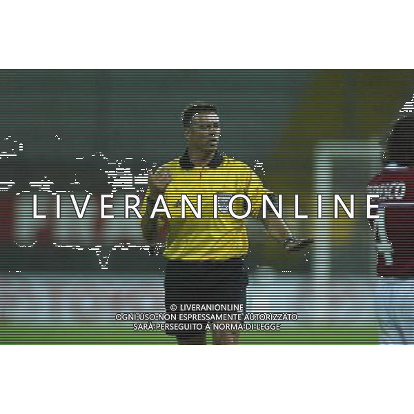 PERUGIA 19/07/2003 TERZO TURNO INTERTOTO 2003 PERUGIA-ALLIANSSI NELLA FOTO: ARBITRO HALSEY MARK* FOTO GIANNI NUCCI/AGENZIA ALDO LIVERANI