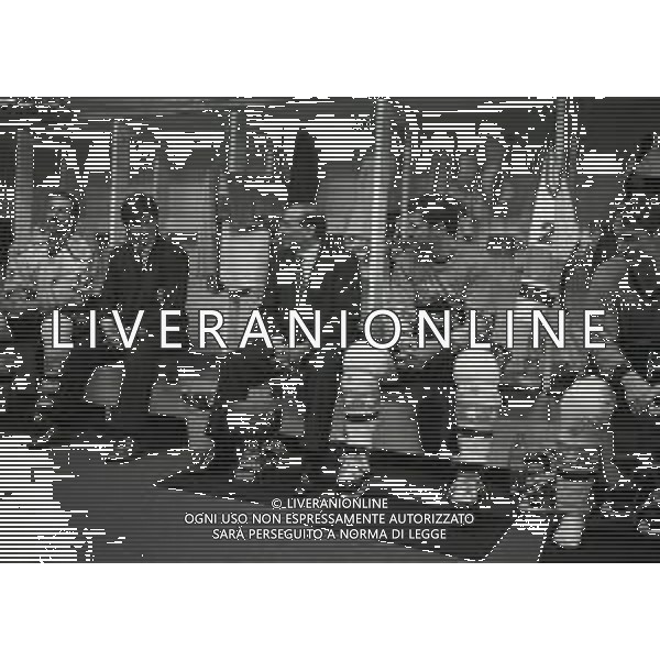 1992-1993 -CAMPIONATO DI HOCKEY SU GHIACCIO SERIE A MILANO-FINALE 5 PARTITA HOCKEY MILANO LIONS -BOLZANO NELLA FOTO IL PRESIDENTE DELL\'HOCKEY MILANO LION SILVIO BERLUSCONI NEGLI SPOGLAITOI DOPO LA VITTORIA DELLO SCUDETTO AG ALDO LIVERANI SAS