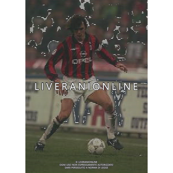 21-12-1997 MILANO-CAMPIONATO DI CALCIO SERIE A MILAN-BOLOGNA 0-0 NELLA FOTO PAOLO MALDINI AG ALDO LIVERANI SAS