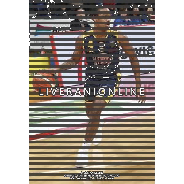 Lega Basket serie A Victoria Libertas Pesaro - Fiat Torino 13/01/2019 nella foto: Carr Tony (Fiat Torino) ©Claudio Zamagni/Agenzia Aldo Liverani Carr Tony (Fiat Torino) during basketball match between Victoria Libertas Pallacanestro Pesaro and Fiat Torino at Adriatic Arena in Pesaro on October 13 2019 photo credit Claudio Zamagni/Aldo Liverani Photo Agency