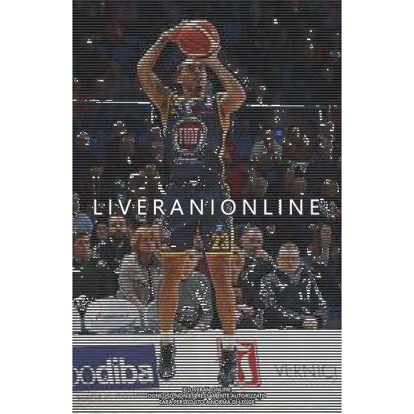 Lega Basket serie A Victoria Libertas Pesaro - Fiat Torino 13/01/2019 nella foto: Moore Dallas (Fiat Torino) ©Claudio Zamagni/Agenzia Aldo Liverani Moore Dallas (Fiat Torino) during basketball match between Victoria Libertas Pallacanestro Pesaro and Fiat Torino at Adriatic Arena in Pesaro on October 13 2019 photo credit Claudio Zamagni/Aldo Liverani Photo Agency