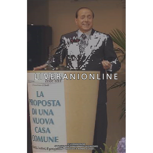 ROMA, 19-05-2005 SEMINARIO \'PER UNA NUOVA CASA DELLE IDEE\'. NELLA FOTO: SILVIO BERLUSCONI PH AG.ALDO LIVERANI