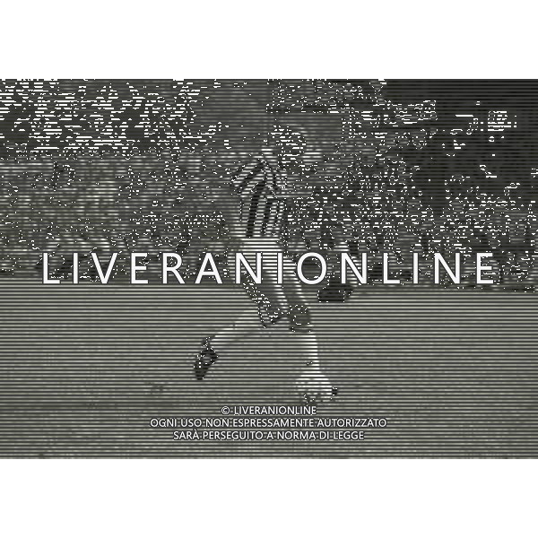 1992-1993 RETROSPETTIVA GIANLUCA VIALLI CALCIATORE NELLA FOTO GIANLUCA VIALLI CON LA MAGLIA DELLA JUVENTUS AG ALDO LIVERANI SAS