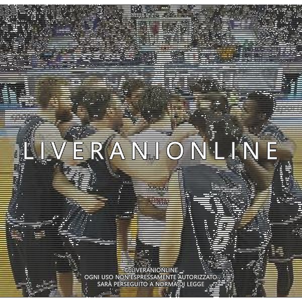 FAENZA 20 01 2019 LE NATURELLE-FORTITUDO SERIE A2 NELLA FOTO SQUADRA E PUBBLICO DOPO LA PARTITA FOTO GIANNI SANNA-AG ALDO LIVERANI SAS